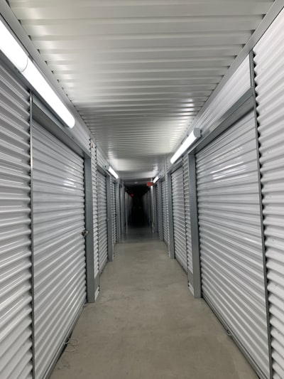 AWS Storage Gateway: Almacenamiento en caché o almacenamiento almacenado?