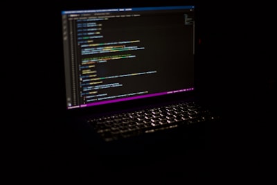  ¿Cómo la tecnología como la IA mejora las soluciones de software web?