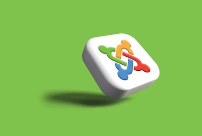 Desarrollo de software personalizado para pymes: Desglose de precios y revelación de tarifas ocultas