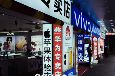  Mejores 3 empresas para sistemas telefónicos de inteligencia artificial en San Sebastián