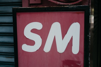 Por qué las PYMES deberían considerar una aplicación de gestión personalizada en el sector de las telecomunicaciones