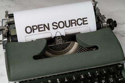 Google Introduce A2UI (Interfaz de Agente a Usuario): Un Protocolo de Código Abierto para Interfaces Impulsadas por Agentes