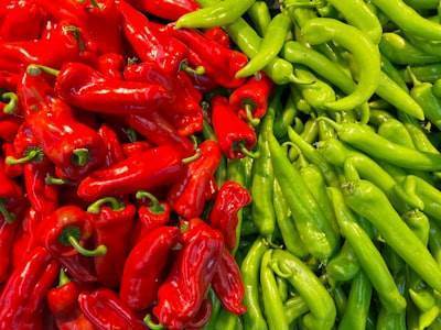 Previsión dinámica del ensemble de precios de pimientos especiales mediante filtro de Kalman adaptativo y aumento de gradiente