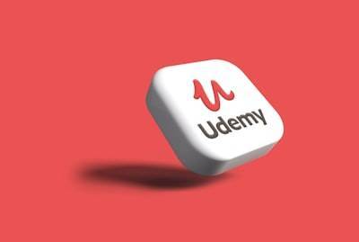 Academia IADS - Formación en TI, Marketing Digital e Instituto de Desarrollo Full Stack