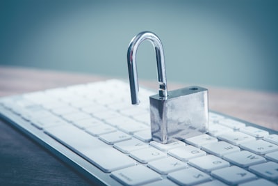  ¿Cómo protegen las ventajas de los trabajadores agentivos la información confidencial?