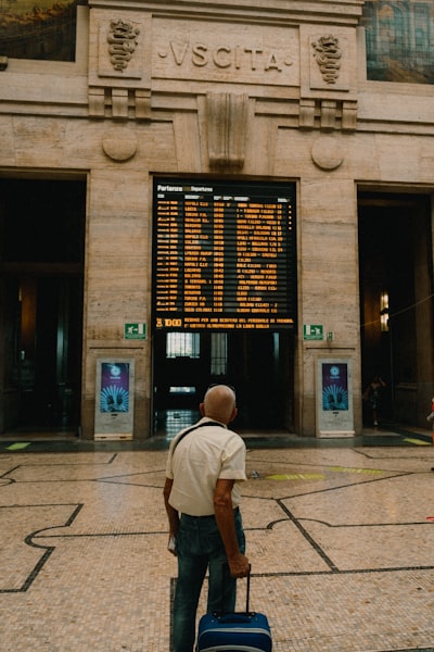 Beneficios del Sector Público Español de un Sistema de Recepcionista Automatizado en el 2024