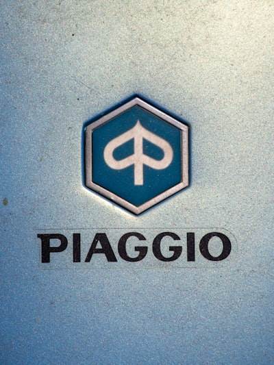 Cómo convertir un logo PNG/JPG a SVG sin perder calidad (Guía rápida)