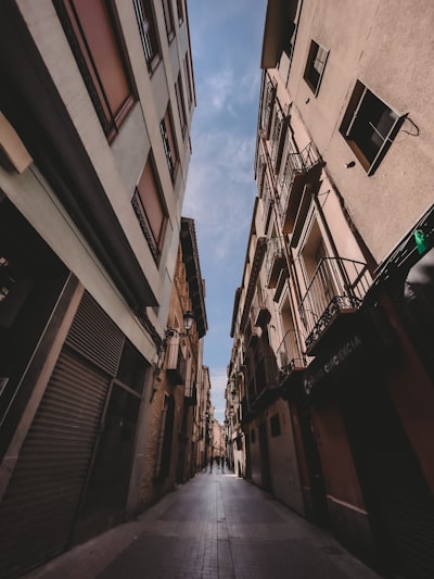  Mejores 3 empresas para IA en control de inventario en Zaragoza