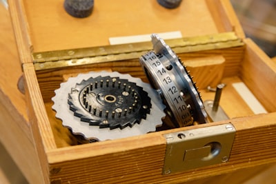  Creé una máquina del tiempo para la calidad del código (Y está embrujada)