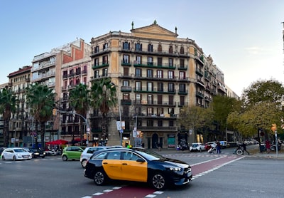 Las mejores 3 empresas para creadores de influencers generados por IA en Barcelona