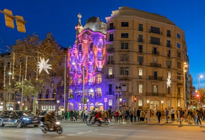 Estudio de caso: Cómo el sector del entretenimiento de Barcelona ahorra 20 000 € con la aplicación web Create para la gestión de