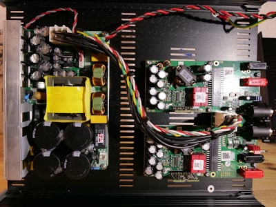 Análisis comparativo de un tablero automático basado en inteligencia artificial