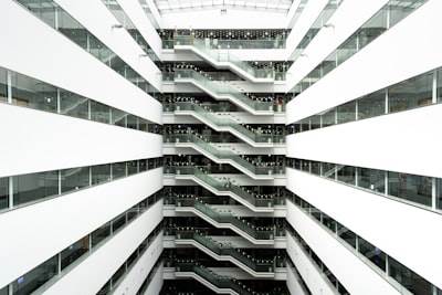 El Imperativo Autonómico: Una Arquitectura Integral de la Agencia de IA