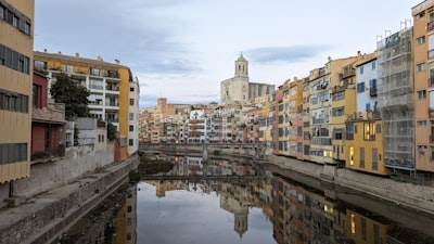 Servicios de consultoría tecnológica profesional en Girona