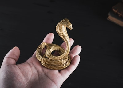 Construyendo un Bot de Trading de Acciones potenciado por IA en Python (con Backtesting)