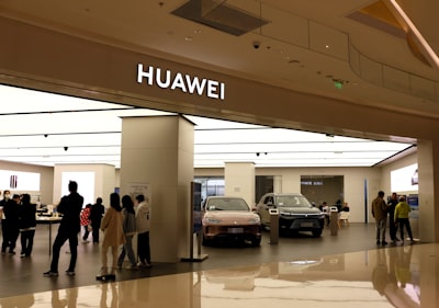 Cómo Huawei está construyendo sistemas de inteligencia artificial agente que toman decisiones de forma independiente
