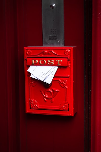 Postman vs RestAssured vs Playwright API: Pros, Cons, y Experiencias Específicas del Dominio
