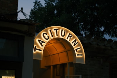 La guía definitiva para encontrar una AGENCIA DE IA en Sagunto