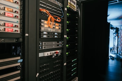  ¿Consultoría no-code: alojamiento local o en la nube?