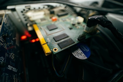 ¿Cómo funciona el desarrollo de tableros de Power BI para lograr la optimización de costos?