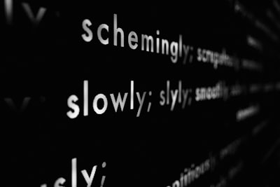 Caché Semántica: El Secreto del Diseño de Sistema para Escalar LLMs