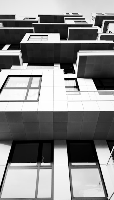 Arquitectura de micro frontend, BFF y microservicios — Explicado de forma sencilla con ejemplos del mundo real