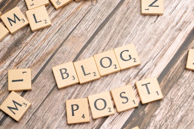 22 Mejores herramientas de Blogging para Principiantes para Ahorrarte Tiempo en 2024
