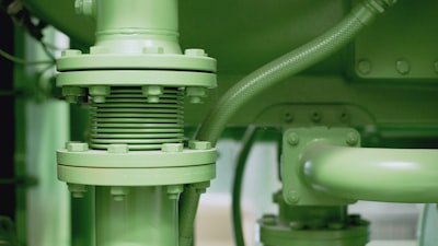 Validación y gobernanza multiagente para adaptación de modelos termohidráulicos
