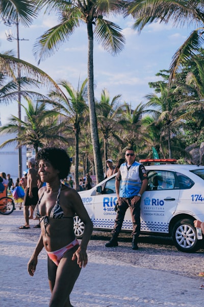 Retorno Real de la Inversión: Cómo los líderes del turismo aprovechan la consultoría de IA para empresas para ahorrar