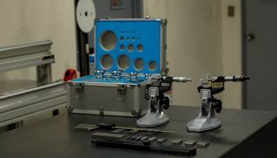 Extracción de helio-3 lunar: Ordenación robótica del regolito optimizada a través del aprendizaje reforzado