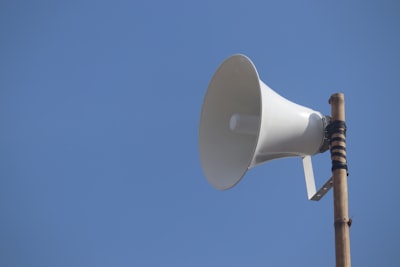 ¿Cuándo deberían invertir las agencias gubernamentales en tecnología de búsqueda por voz?