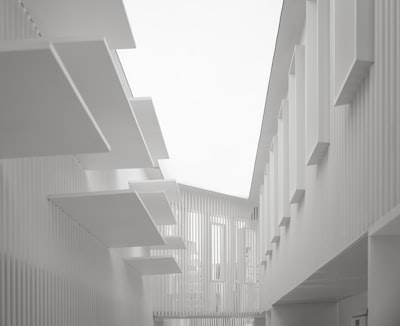 Arquitecto Silencioso: El Impacto de la IA en el Ciclo de Vida del Desarrollo de Software desde la Planificación de PI hasta el Lanzamiento