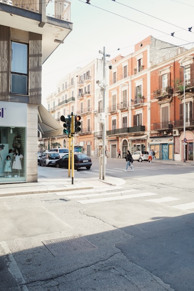 ¿Por qué las farmacias en Barcelona adoptan ERP personalizados para PYMES en 2024?