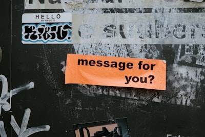 Los mensajes de confirmación de Git que revelan el pensamiento de un desarrollador