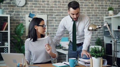 ¿Pueden las tareas de oficina repetitivas reemplazar los procesos manuales?