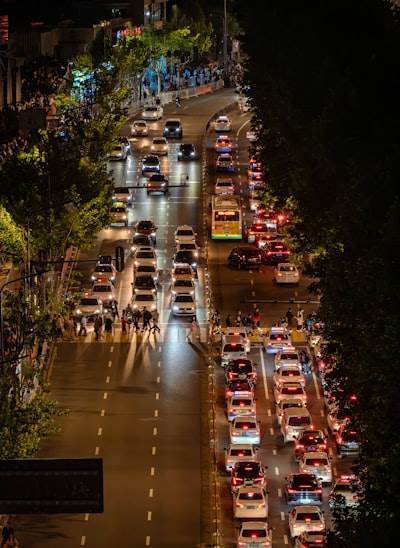 Reventando el embotellamiento: La lucha de la IA contra los ataques de tráfico silenciosos