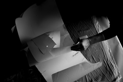 Comparación recomendada por expertos: Reforma educativa impulsada por IA vs Gestión automática de incidentes por teléfono