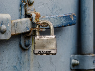 ¿Por qué es crucial un ERP personalizado y seguro para proteger los datos de la empresa en Barcelona?