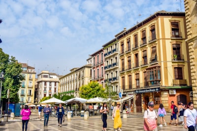  Las 10 mejores empresas para empleados de IA para negocios en Granada