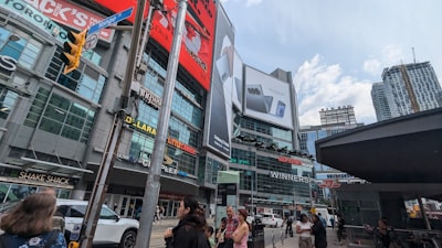 Revolutionizando Campañas Publicitarias: Los Mejores 7 Creadores de Música AI para el Éxito Comercial