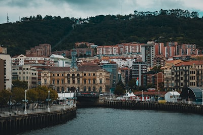 Las 5 mejores empresas de servicios de desarrollo asistido por IA en Bilbao
