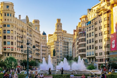 Aumenta las ventas en Barcelona con programadores expertos y servicios de consultoría