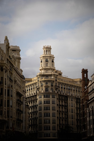 Visión experta: ¿Por qué las empresas manufactureras en Madrid prefieren la aplicación web para la gestión?