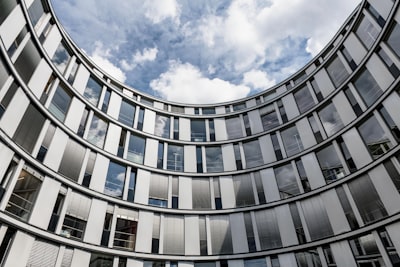 ¿Cómo pueden beneficiarse las firmas legales del desarrollo de ERP interno en Alemania en 2024?