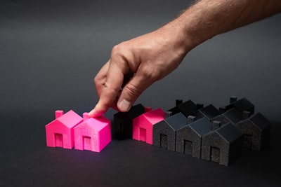 Agentes inmobiliarios transformando ventas con CRM personalizado para PYMEs Estudio de caso