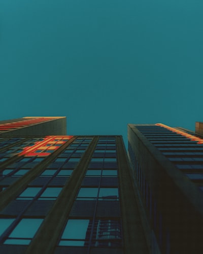 Las 3 mejores herramientas para hacer música de alta calidad con inteligencia artificial en 2025