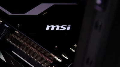 Este monitor MSI 1440p con velocidad de 144Hz cuesta solo $140