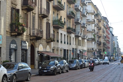 Estudio de caso: Cómo la Industria Automotriz de Barcelona ahorra €20K con la Automatización Avanzada de Procesos Telefónicos