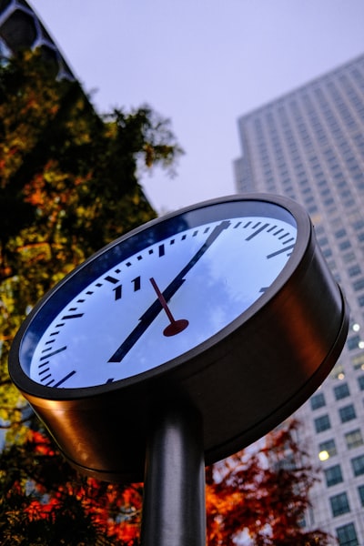 ¿Cuál es el mejor software de seguimiento de tiempo para abogados? Un vistazo más de cerca a Tracko