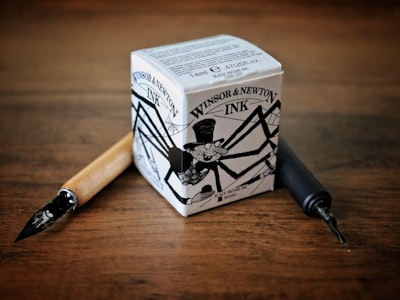  El proyecto secreto de Jony Ive de OpenAI podría ser un bolígrafo con inteligencia artificial